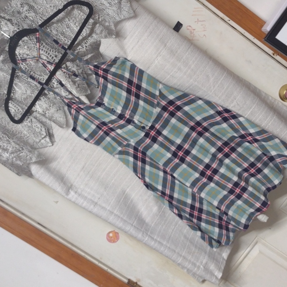 Simple summer dress..looks so cute on!